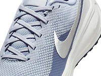 Revolution 8 Running Shoe