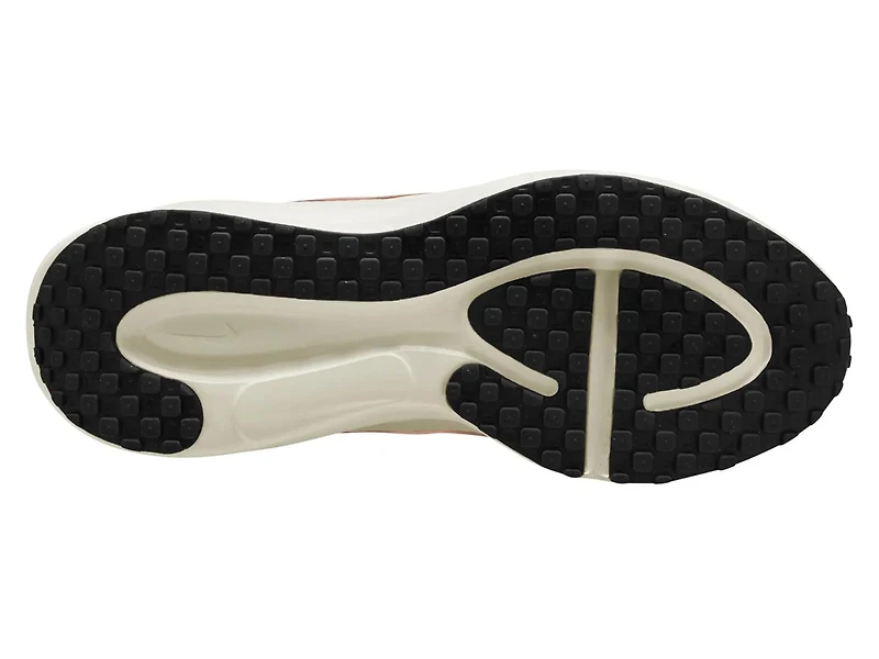 Revolution 8 Running Shoe