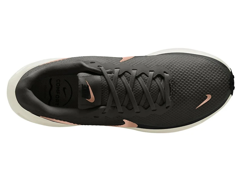 Revolution 8 Running Shoe