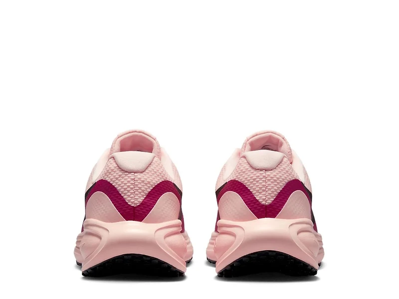 Revolution 8 Running Shoe