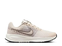 Run Defy Running Shoe