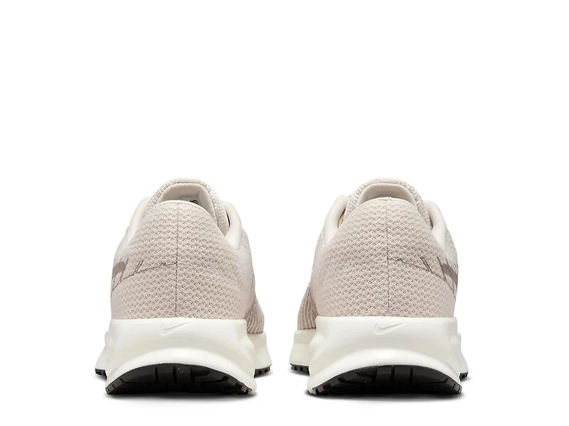 Run Defy Running Shoe