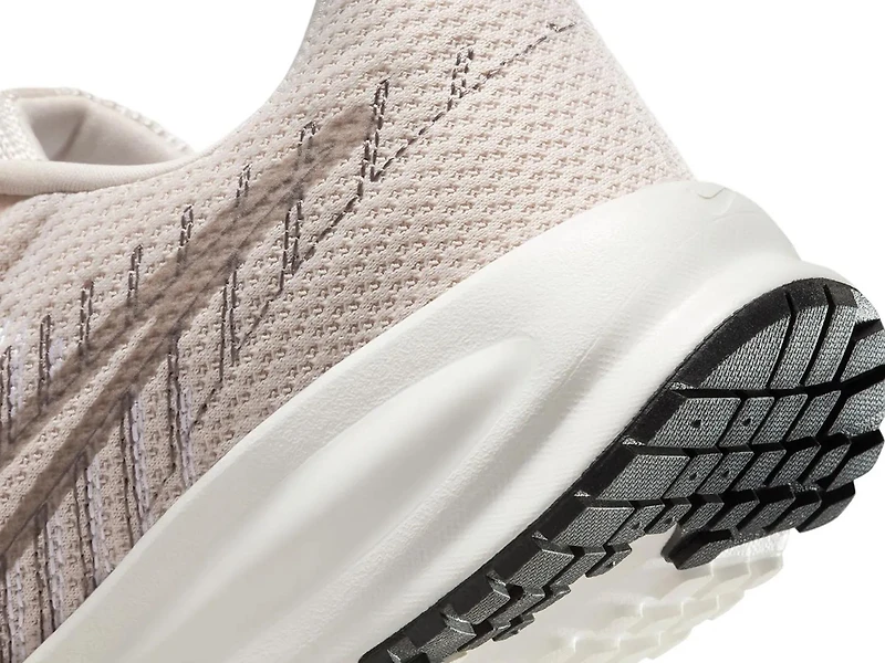 Run Defy Running Shoe