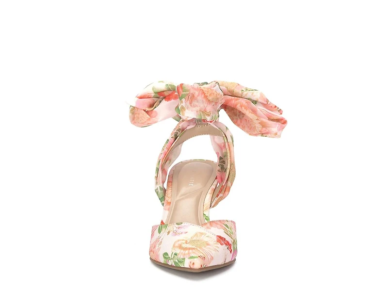 Adelle Pump
