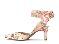 Adelle Pump