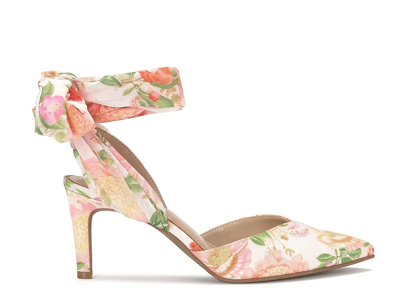 Adelle Pump