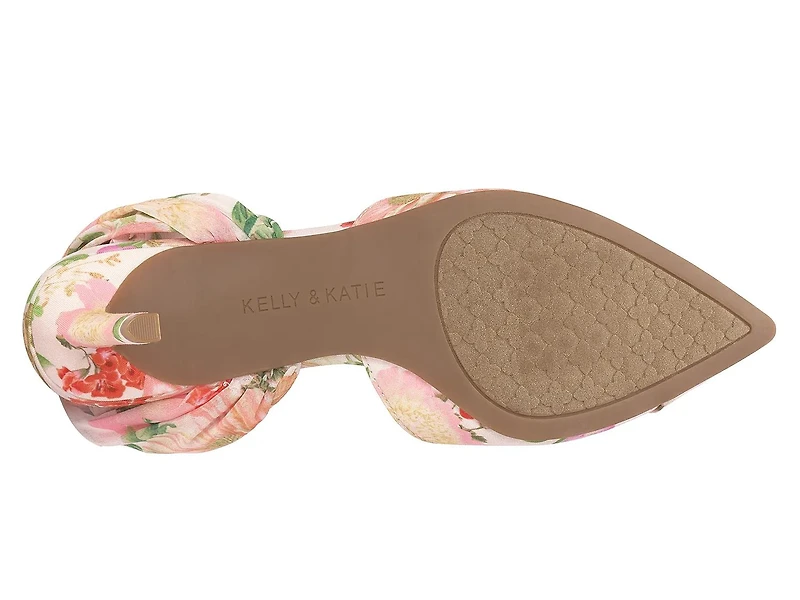 Adelle Pump