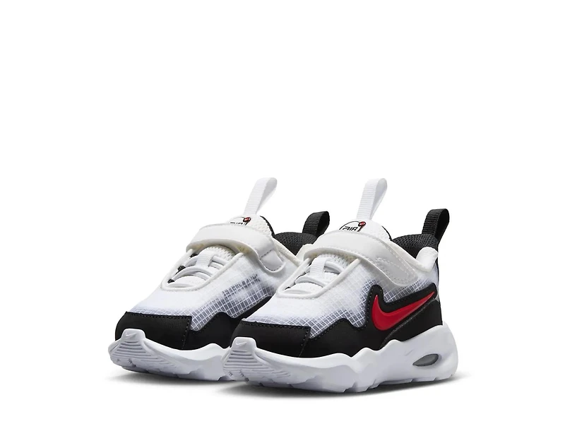 Air Max Nova Sneaker