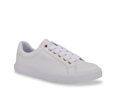 Layna Sneaker