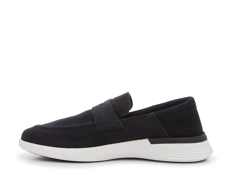 Crossover Penny Loafer