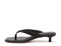 Ellie Sandal