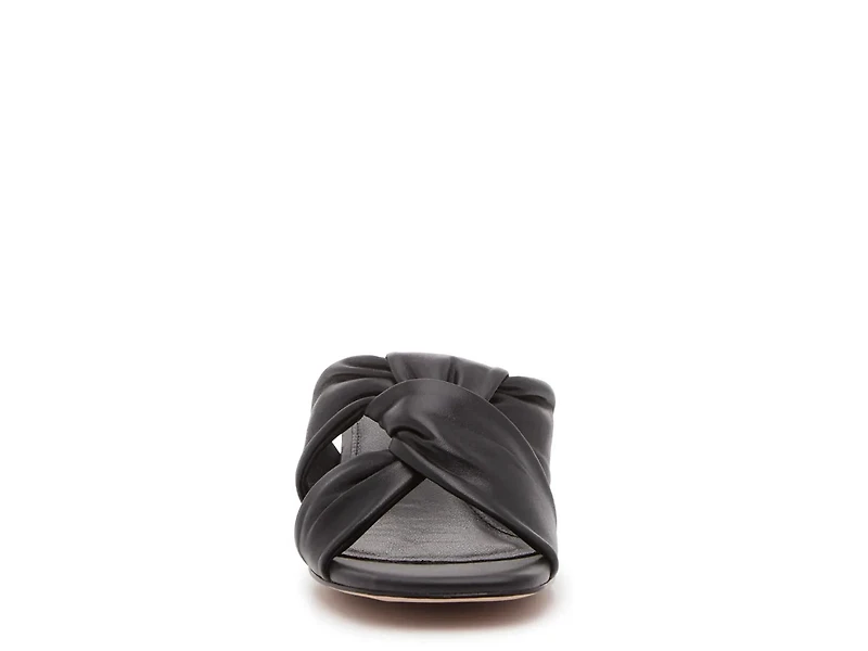 Robbie Sandal