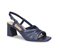 Lucie Sandal