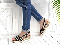 Mel Wedge Sandal