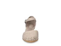 Justina Sandal