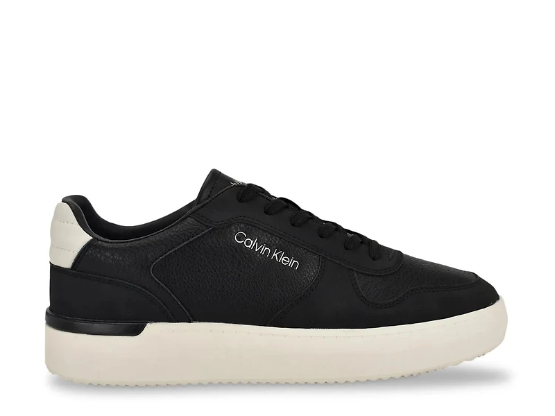 Blayton Sneaker