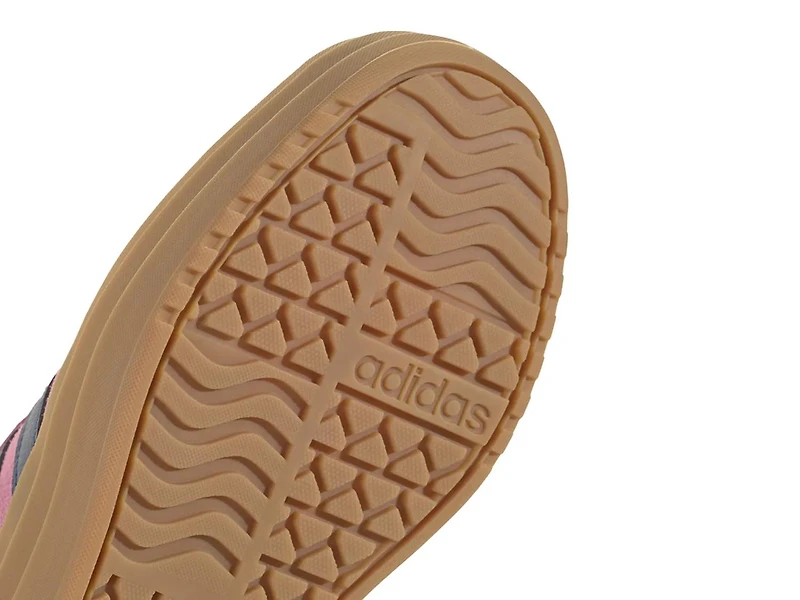 VL Court Bold Platform Sneaker