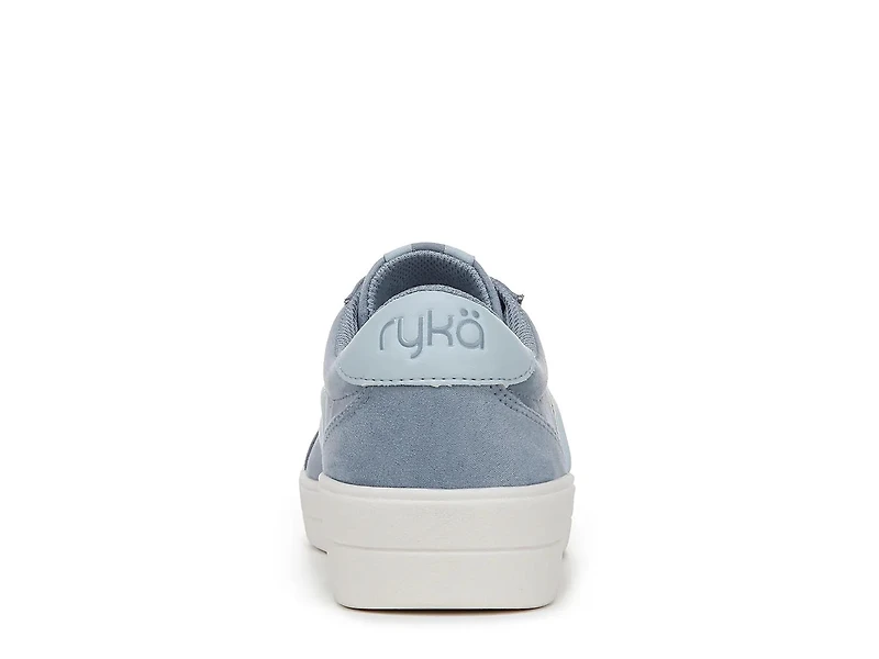 Viv Next Sneaker
