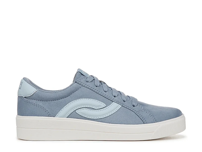 Viv Next Sneaker