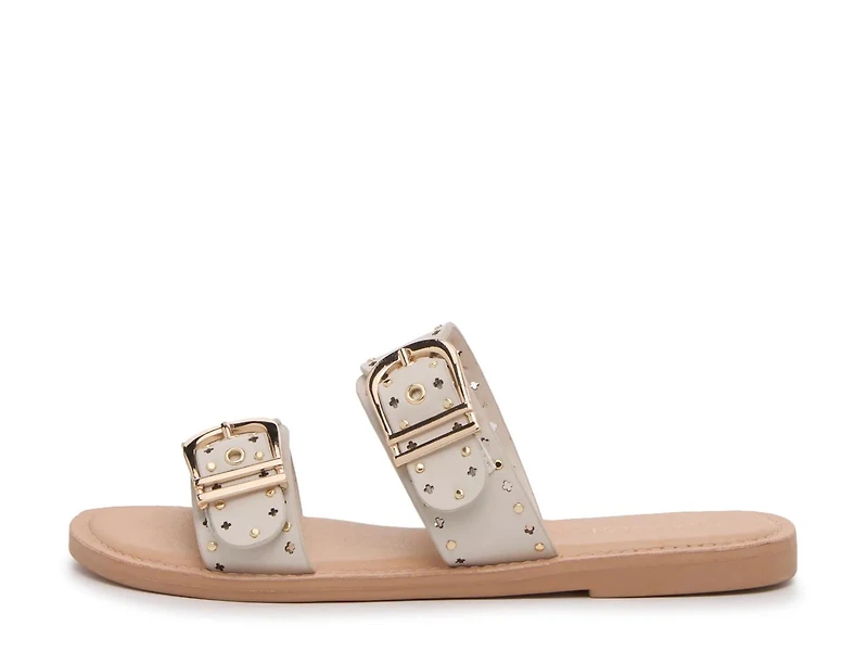 Seena Sandal