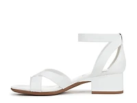 Nyah Sandal