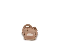 Dionna Sandal
