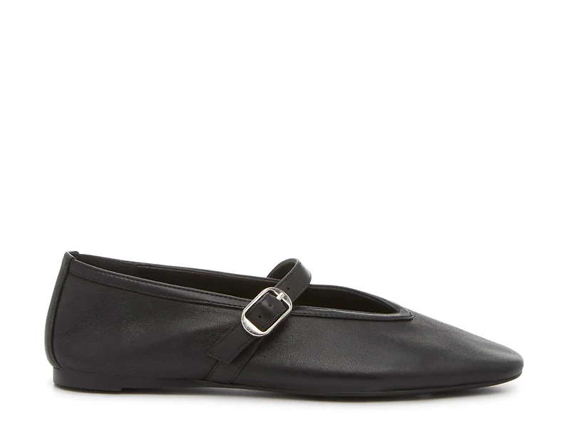 Leilah Mary Jane Flat