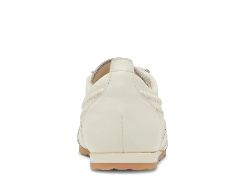 Delany Sneaker