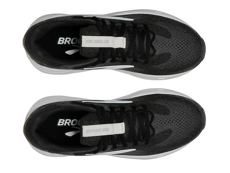 Defyance Max Running Shoe