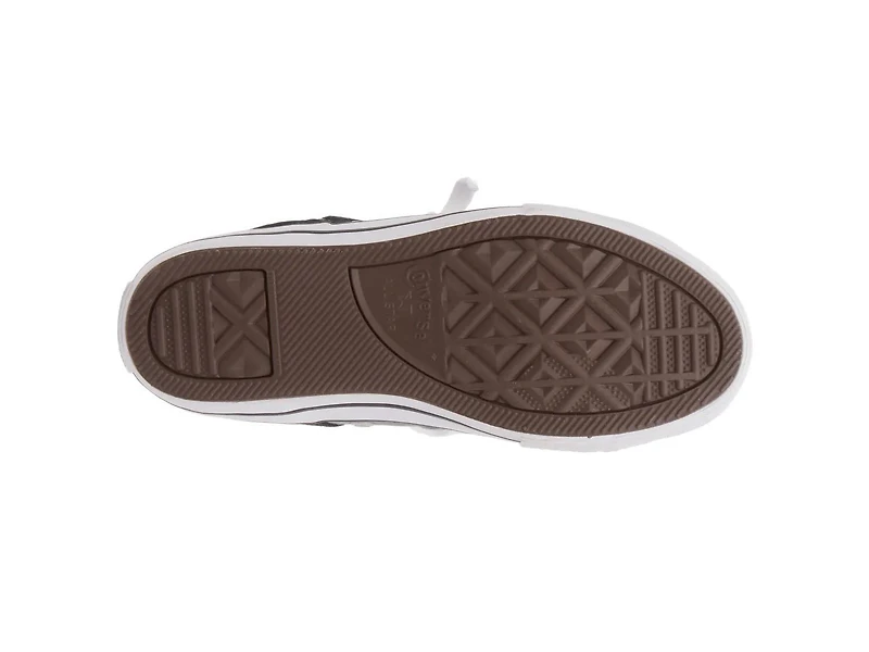 Chuck Taylor All Star Axel Sneaker