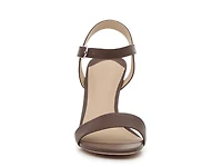 Gwen Sandal