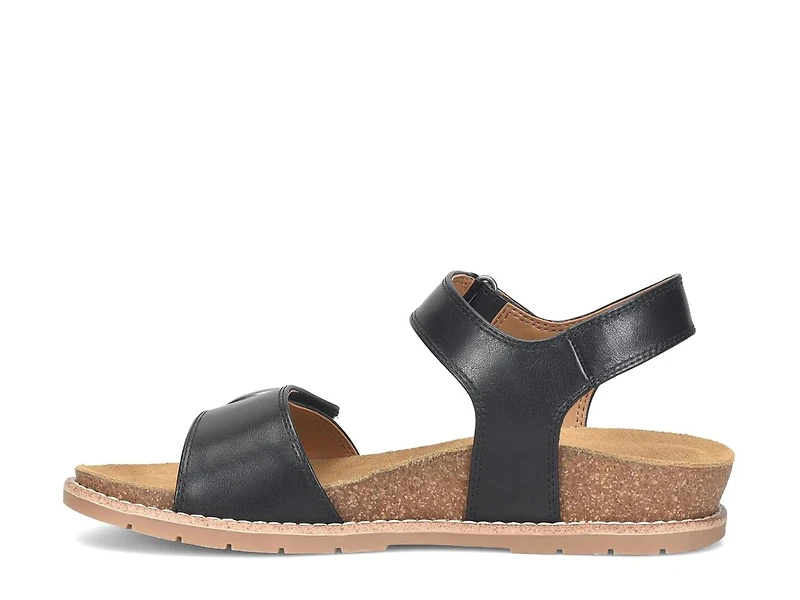 Gwen Sandal