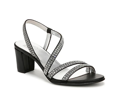 Vanessa Sandal