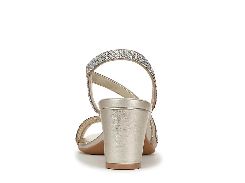 Vanessa Sandal