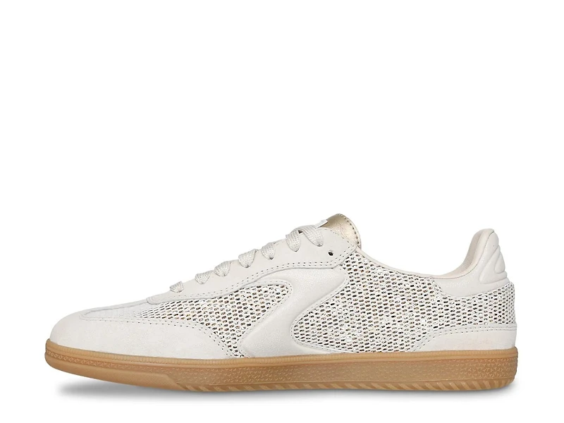 Hotshot Meshing Well Sneaker