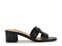 Gennie Sandal
