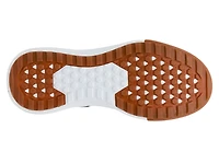 Range Deluxe Sneaker - Women's