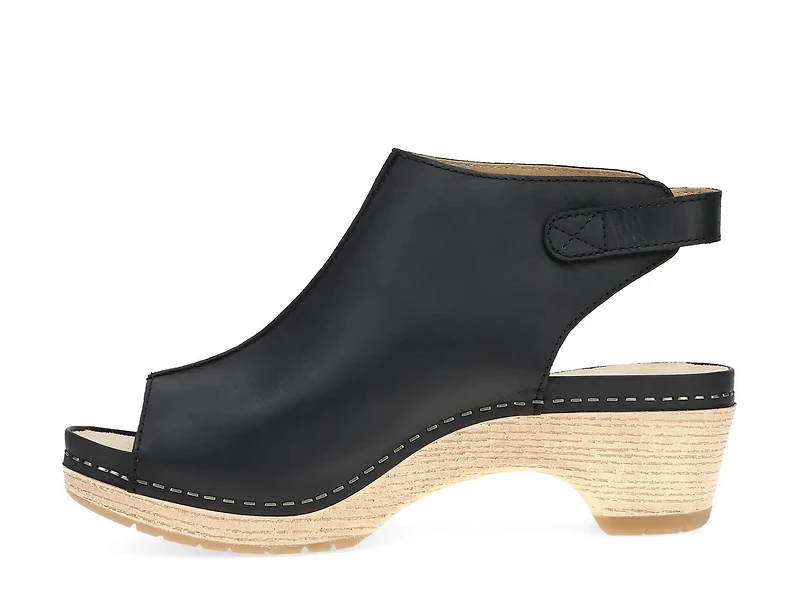 Lizzy Platform Sandal