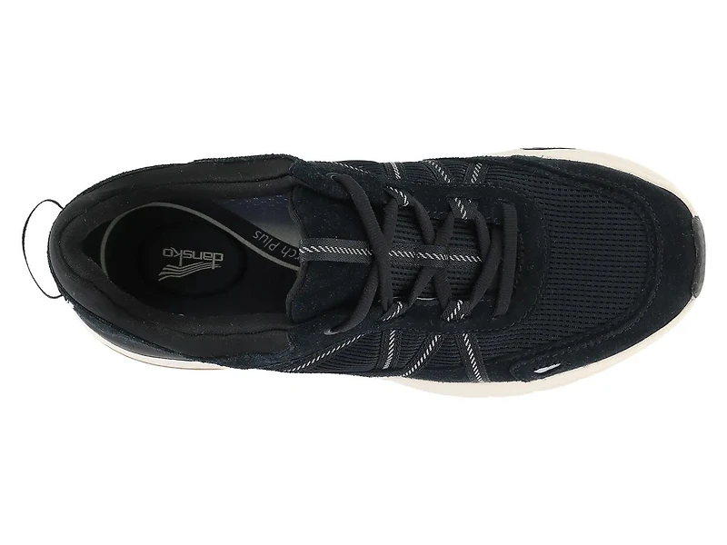 Poppy Walking Sneaker