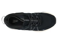 Poppy Walking Sneaker