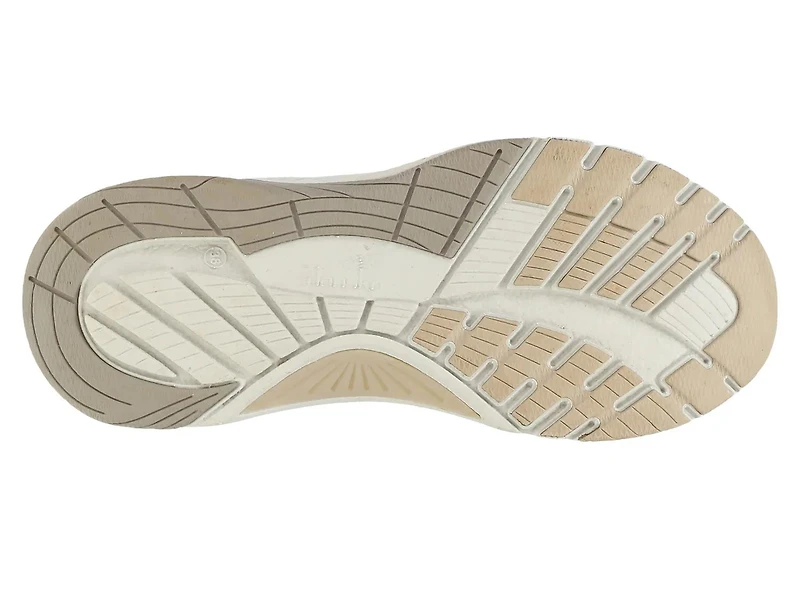 Poppy Walking Sneaker
