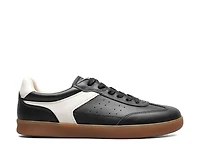 Pace T-Toe Sneaker
