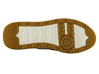 TRVL LITE Retro Sneaker