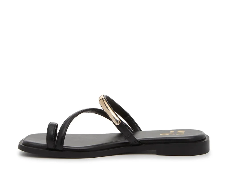 Nitta Sandal