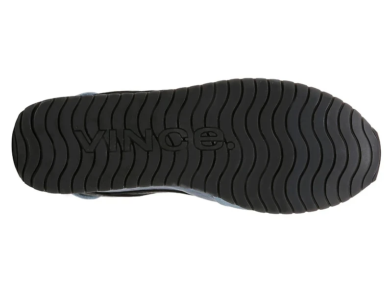 Oasis Runner Sneaker