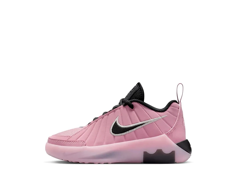 LeBron Witness 9 Sneaker