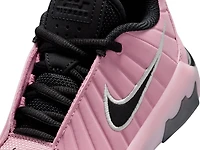 LeBron Witness 9 Sneaker