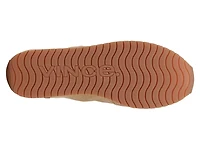 Oasis Runner II Sneaker