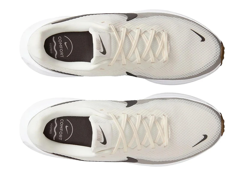 Revolution 8 Running Shoe