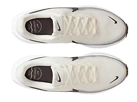 Revolution 8 Running Shoe